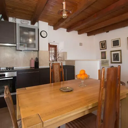 Kolenda Apartment